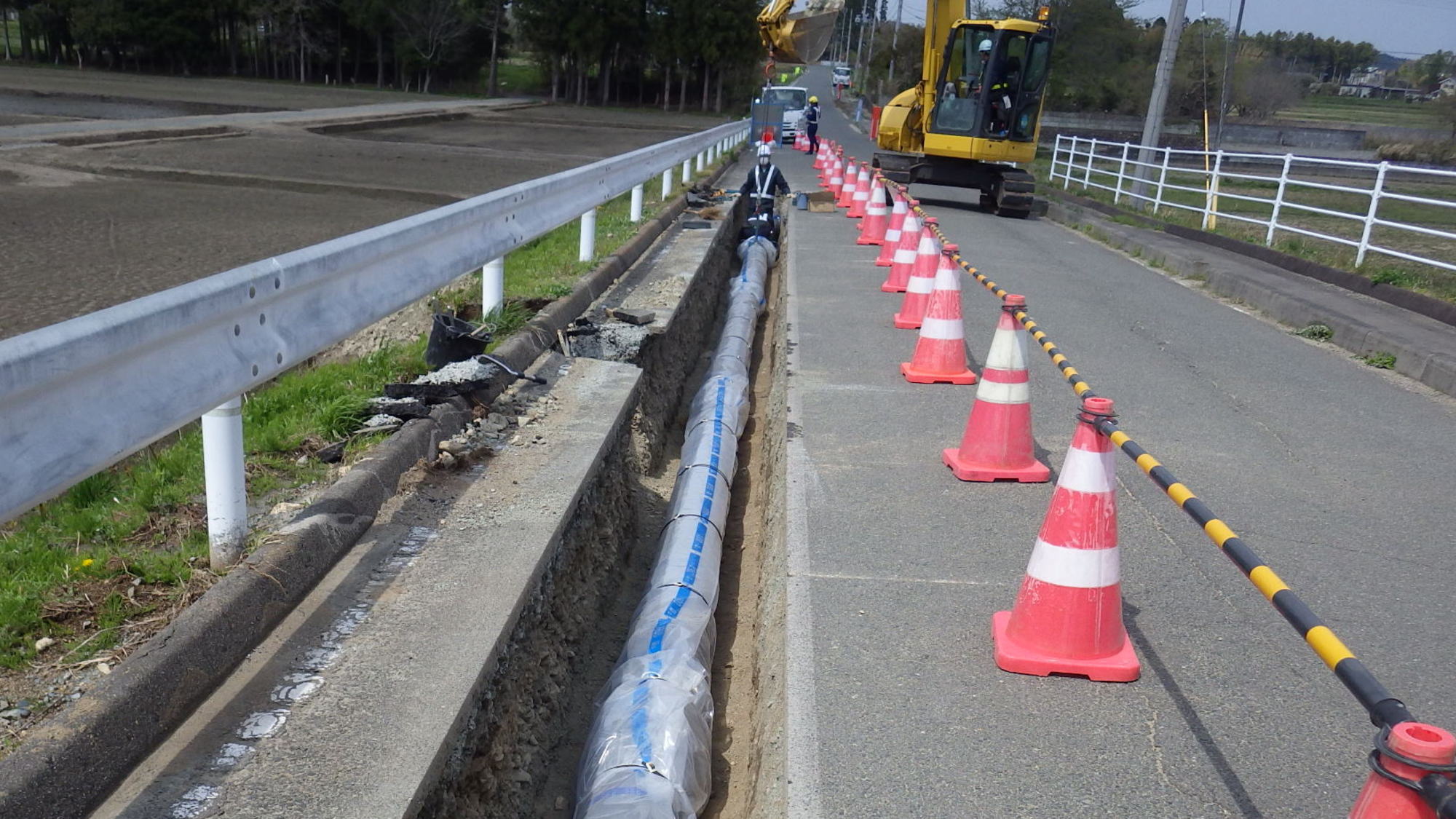 配水管布設工事